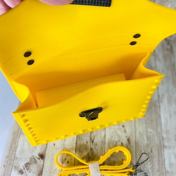 Yellow neon jelly, purse 90s PVC bag lunchpail - Picture 6 of 8